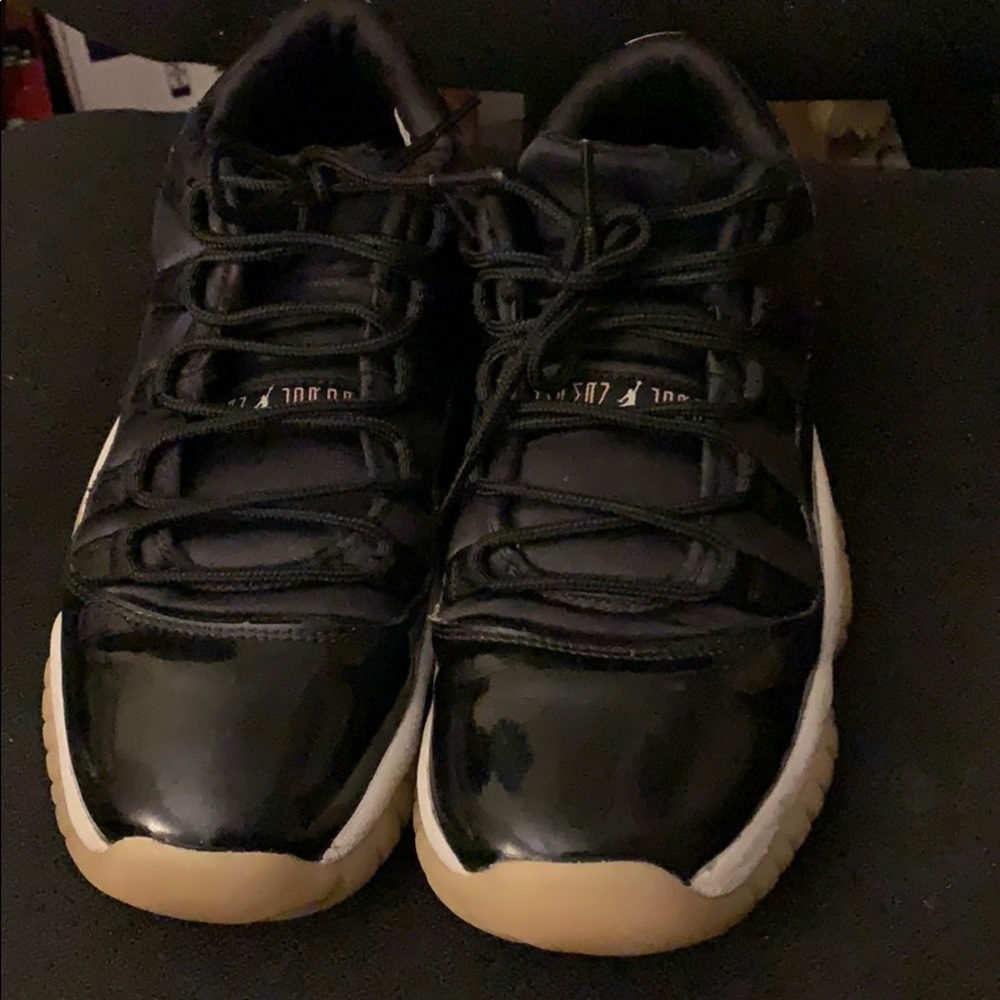 Jordan retro 11